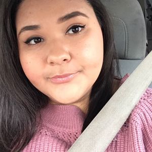 Meet your Posher, Kayla